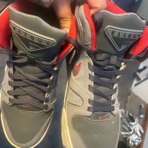 Mens Nike Air Flights - Good Condition Gray & Red Nike Airs